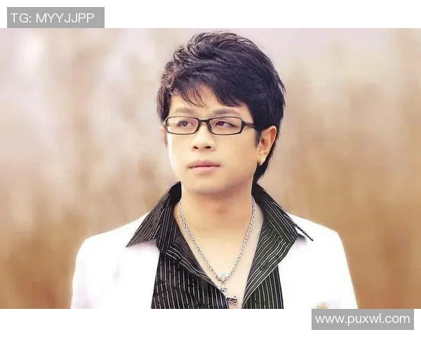 王强谈网球生涯：从青涩少年到职业选手的心路历程与成长故事