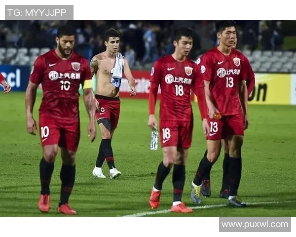 重庆足球队与上海足球队耐力较量赛后分析与反思 重庆足球队与上海足球队耐力较量赛后分析与反思